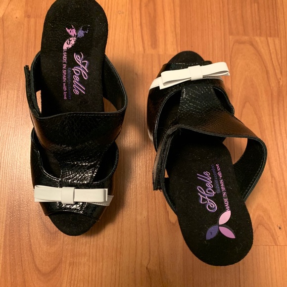 Brand new Helle Comfort Sandals - Picture 2 of 4